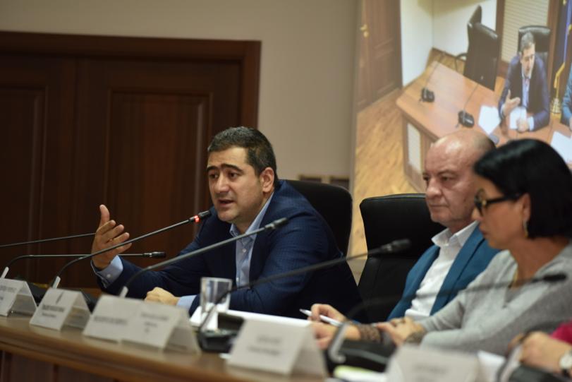 Viceprimarul PNL Dan Cristian Popescu debirocratizeaza si ajută comercianții din Sectorul 2