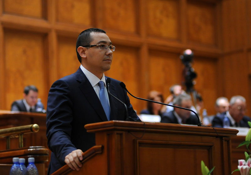 Victor Ponta a cerut să fie audiat cât mai repede în Comisia Juridică
