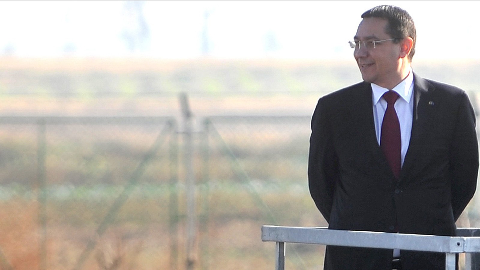 Victor Ponta a fost decorat cu Ordinul Republicii Moldova