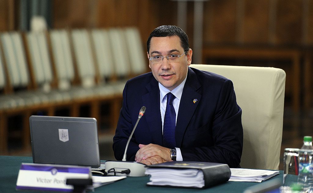 Victor Ponta a plecat de la Parlament direct la DNA. Procurorii l-au chemat la declarații