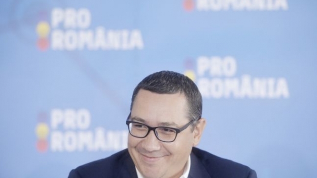 Victor Ponta, despre Liviu Dragnea şi Darius Vâlcov: Ori oamenii aceştia iau aceleaşi droguri, ori mint de îngheaţă apele