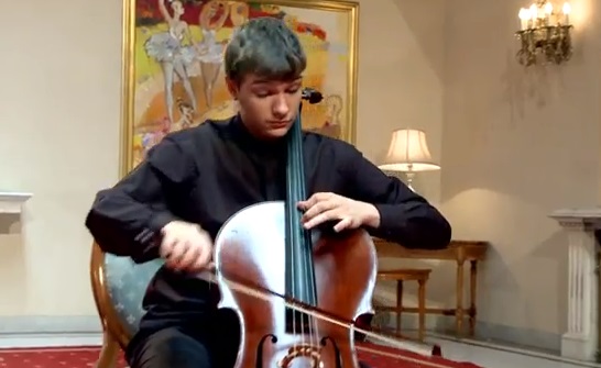 Violoncelistul român Andrei, laureatul Concursului Internaţional Ceaikovski de la Moscova
