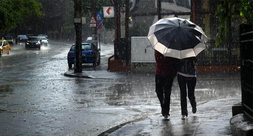 Vreme rea in weekend. avertismente de cod galben si portocaliu