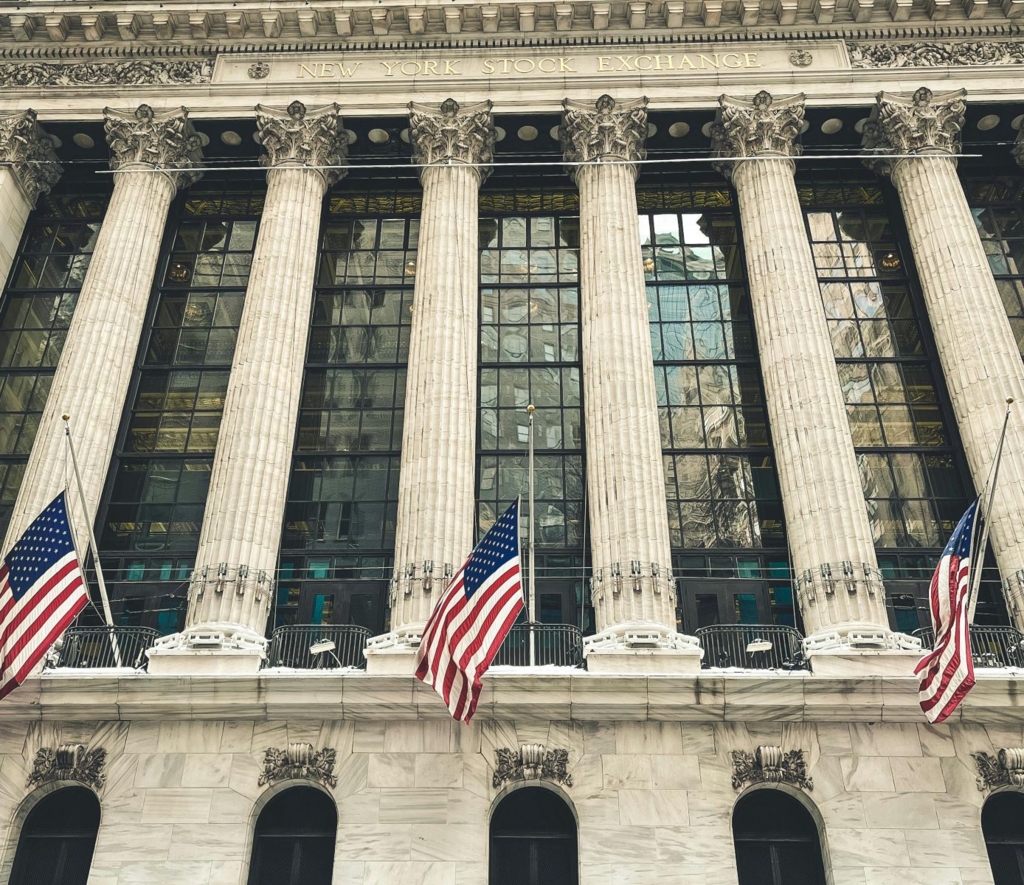 Wall Street pierde 611 miliarde de dolari într-o săptămână, pe fondul temerilor legate de inteligența artificială