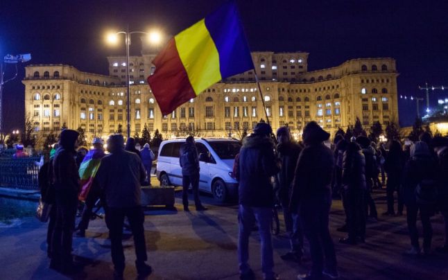 Washington Post: Democraţia, în pericol în România