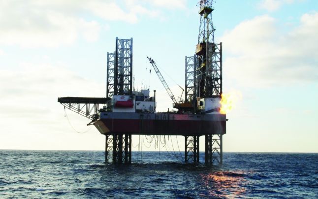 Zăcământul de gaze descoperit de Exxon şi Petrom în Marea Neagră e estimat la 100 miliarde metri cubi
