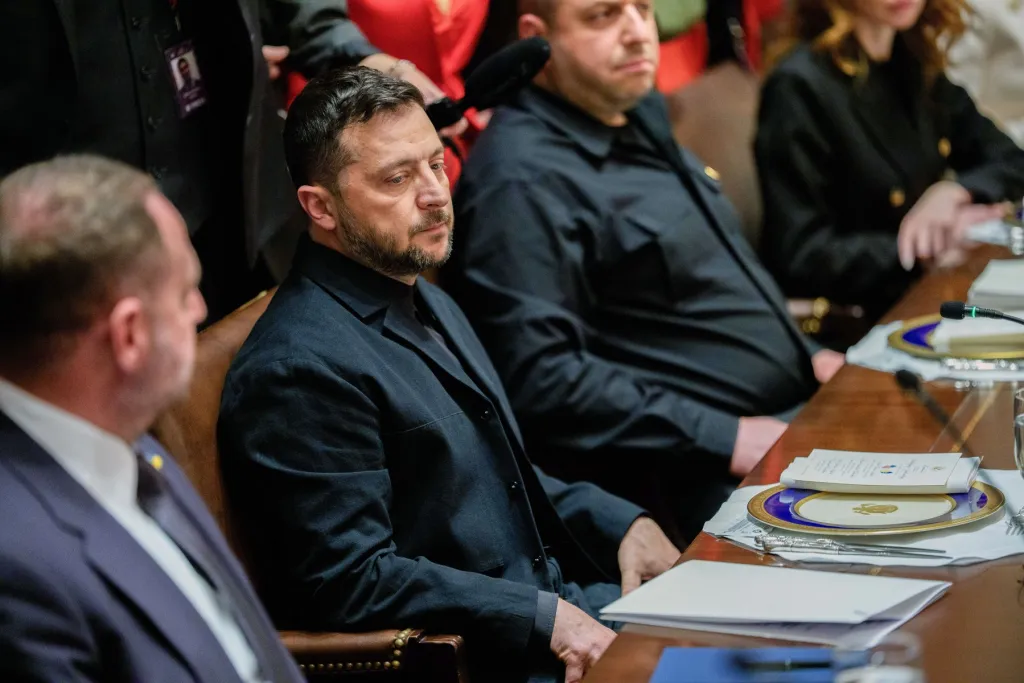 Zelinski trăieste intr-o lume a lui: Deși Trump a „înjurat tot timpul" și l-a presat să se înțeleagă cu Putin, ucraineanul vede cu totul altfel întâlnirea de la Casa Albă